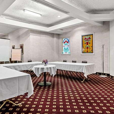Best Western Downtown Sudbury Esterno foto