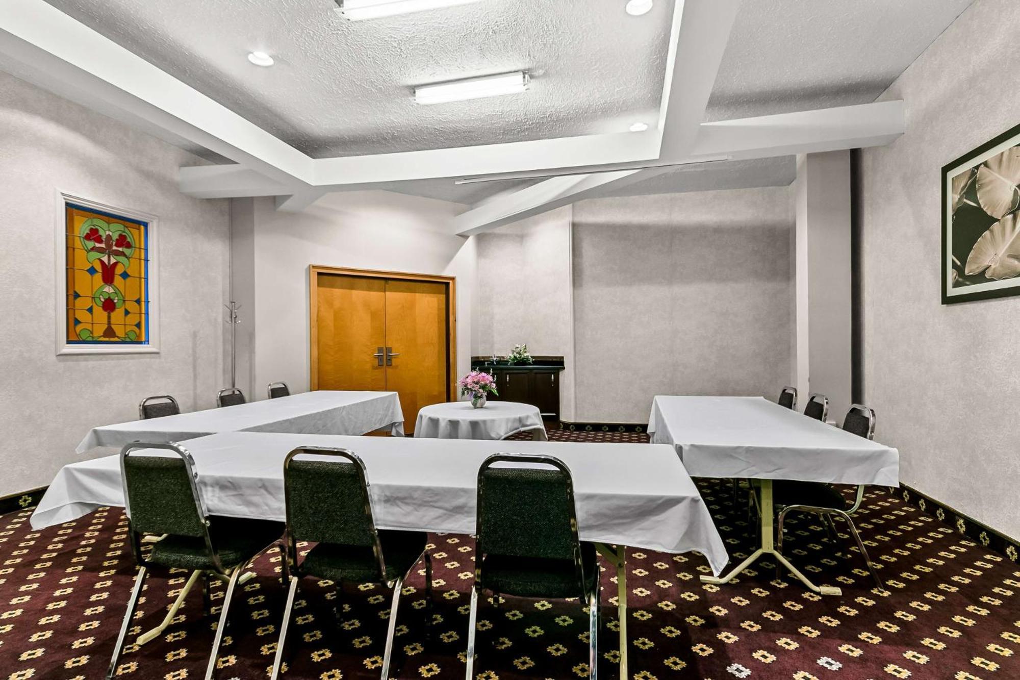 Best Western Downtown Sudbury Esterno foto